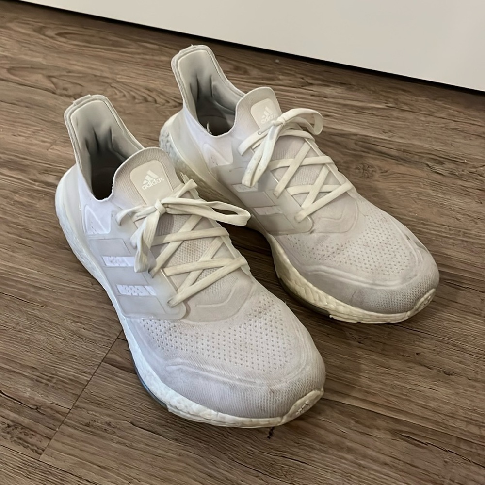 Adidas Ultraboost 21 Shoes Size 11.5